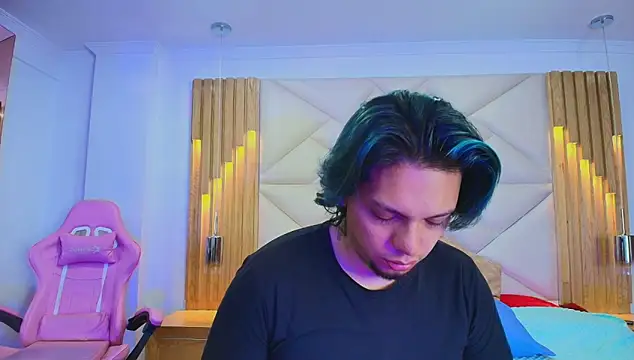 Laia and Damian online show from October 9, 7:45 pm