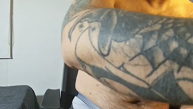 Snapshot of DaddyBear__ chatting on September 19, 9:48 pm DaddyBear online show from September 19, 9:48 pm