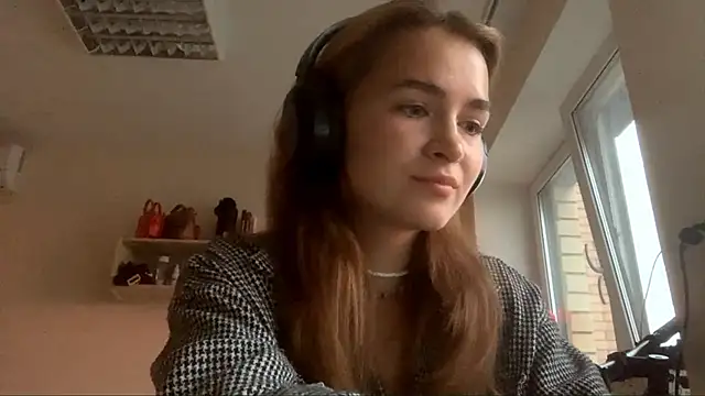 BunnyTiedeman online show from September 9, 3:22 pm