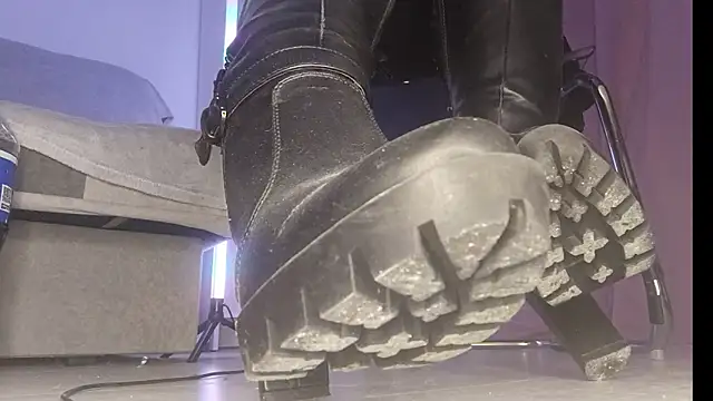 CruelSiren online show from October 25, 10:04 pm