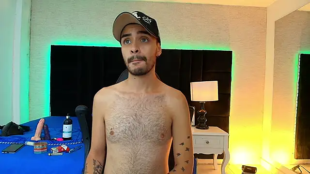 HairyDiamond  online show from September 17, 3:24 pm