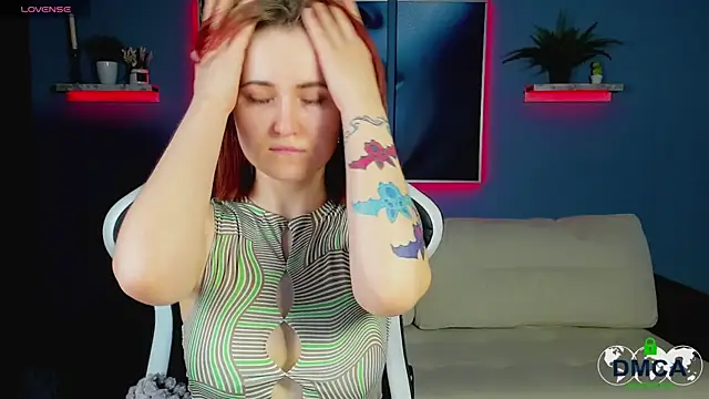 Roxy foxi online show from November 9, 1:04 am