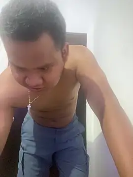 Snapshot of Danimiles chatting on March 15, 4:18 am Danimiles online show from March 15, 4:18 am