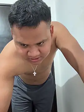 Snapshot of Danimiles chatting on March 31, 4:18 pm Danimiles online show from March 31, 4:18 pm