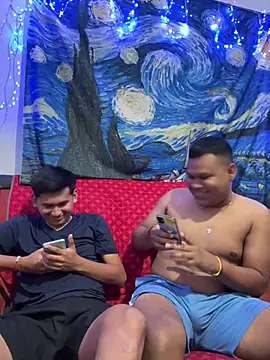 Snapshot of Danimiles chatting on April 1, 5:08 am Danimiles online show from April 1, 5:08 am