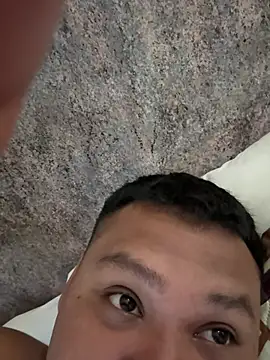 Snapshot of Danimiles chatting on April 3, 1:14 am Danimiles online show from April 3, 1:14 am