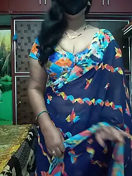 Snapshot of Mee_harini-telugupilla chatting on June 20, 6:38 am Mee harini-telugupilla online show from June 20, 6:38 am