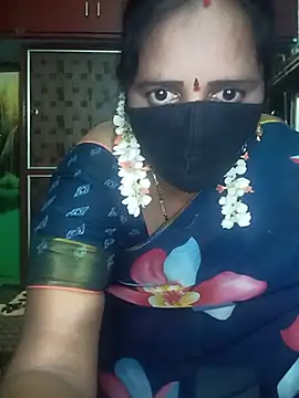 Snapshot of Mee_harini-telugupilla chatting on June 26, 6:12 pm Mee harini-telugupilla online show from June 26, 6:12 pm