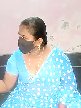 Snapshot of chubby_babitha-telugu chatting on September 17, 7:54 am chubby babitha-telugu online show from September 17, 7:54 am