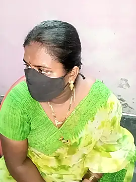 Snapshot of chubby_babitha-telugu chatting on September 25, 3:38 pm chubby babitha-telugu online show from September 25, 3:38 pm