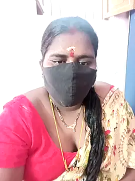 Snapshot of chubby_babitha-telugu chatting on October 7, 3:58 am chubby babitha-telugu online show from October 7, 3:58 am