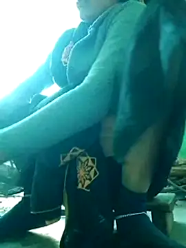 cutrashmi hot47 online show from December 18, 2:17 am