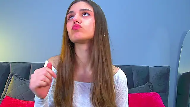 ArianaAllens online show from November 25, 6:24 am