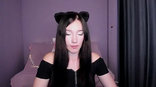 Snapshot of Frankie_Nora chatting on September 18, 9:33 am Frankie Nora online show from September 18, 9:33 am