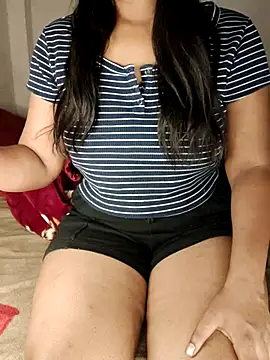 Riya Malik online show from May 22, 2:40 am