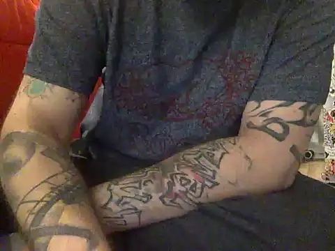 Snapshot of edger4lif3 chatting on October 3, 10:12 am edger4lif3 online show from October 3, 10:12 am