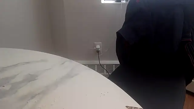 Snapshot of edger4lif3 chatting on October 16, 3:57 pm edger4lif3 online show from October 16, 3:57 pm