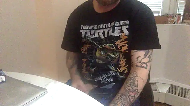 Snapshot of edger4lif3 chatting on October 20, 9:04 pm edger4lif3 online show from October 20, 9:04 pm