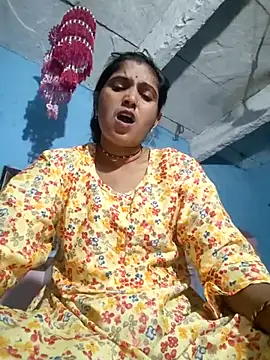 LUCKY cut online show from September 25, 4:00 pm