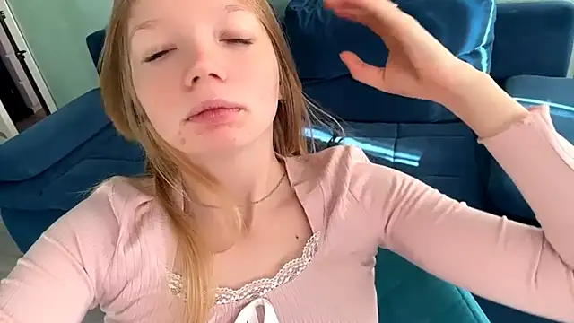 Snapshot of Sweet_horizon chatting on September 26, 5:22 am Sweet horizon online show from September 26, 5:22 am