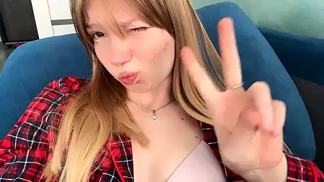 Snapshot of Sweet_horizon chatting on October 7, 6:10 am Sweet horizon online show from October 7, 6:10 am