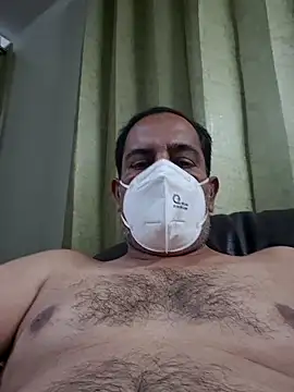 Snapshot of kkkk1882 chatting on October 7, 8:33 am kkkk1882 online show from October 7, 8:33 am