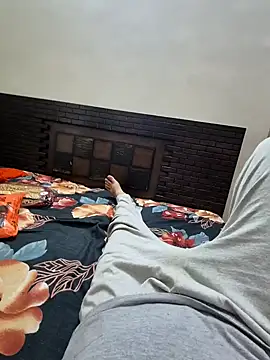 Snapshot of kkkk1882 chatting on October 30, 6:04 am kkkk1882 online show from October 30, 6:04 am