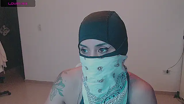 Snapshot of Katalina_sexyyy chatting on February 6, 3:11 am Katalina sexyyy online show from February 6, 3:11 am