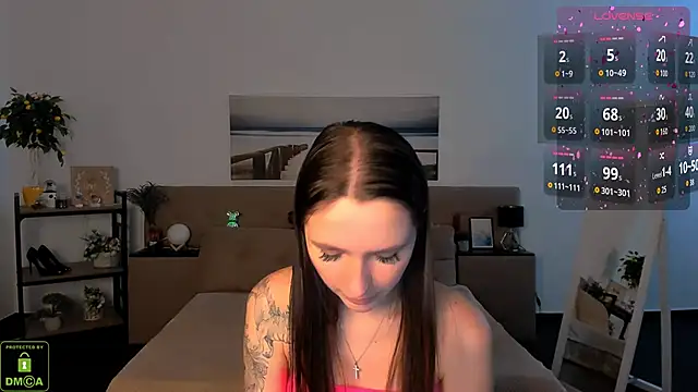 Snapshot of WildHoneyXO chatting on September 23, 6:05 am WildHoneyXO online show from September 23, 6:05 am