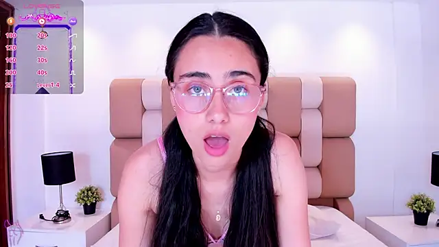 Snapshot of sofiapalacioss chatting on April 1, 7:00 pm sofiapalacioss online show from April 1, 7:00 pm