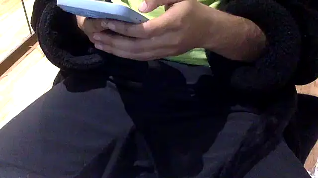 Snapshot of Whatevrr chatting on October 22, 9:47 pm Whatevrr online show from October 22, 9:47 pm