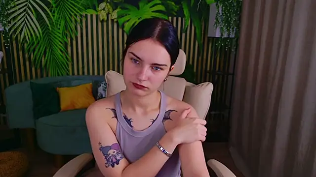 Snapshot of Angel_Braun chatting on September 30, 10:09 am Angel Braun online show from September 30, 10:09 am