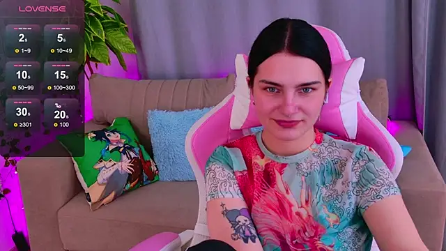 Snapshot of Angel_Braun chatting on October 24, 2:24 pm Angel Braun online show from October 24, 2:24 pm