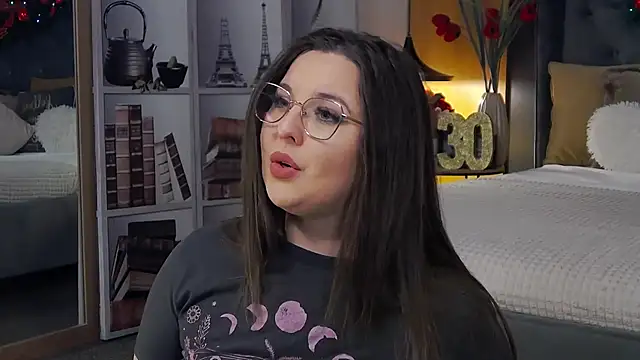 Mia Swano online show from December 17, 10:27 pm