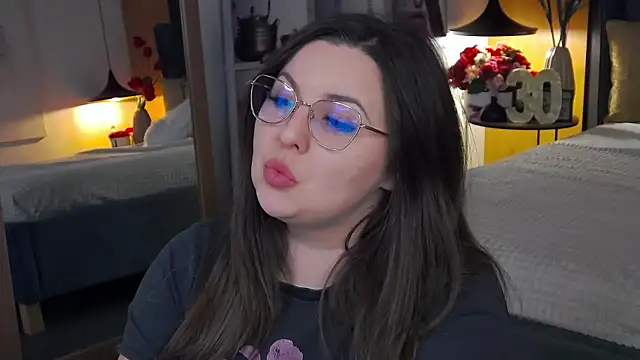 Mia Swano online show from January 18, 2:37 am