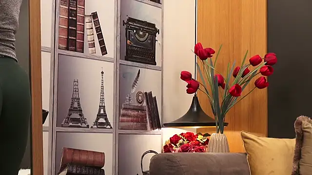 Mia Swano online show from February 8, 3:43 am