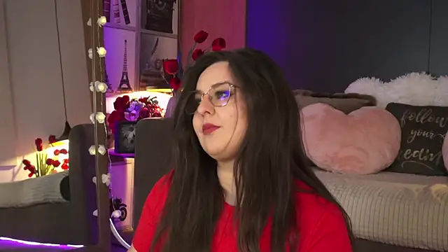 Mia Swano online show from February 19, 3:46 am