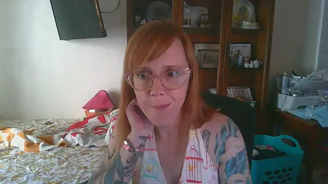 Snapshot of vintagelorraine chatting on September 10, 7:14 pm vintagelorraine online show from September 10, 7:14 pm