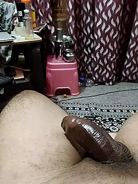 sassyhoneyfluff online show from June 26, 4:22 pm