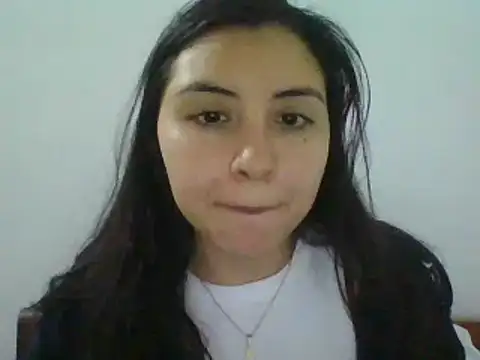 Snapshot of _Romilly_ chatting on April 12, 2:38 am Romilly online show from April 12, 2:38 am