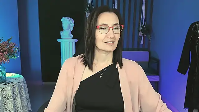 UnaTerra online show from October 13, 9:31 am