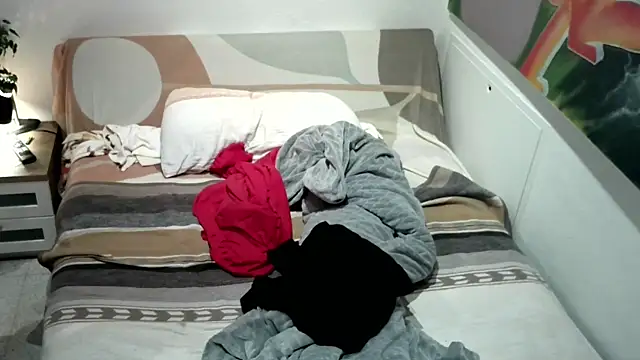 EdelHolz91 online show from November 9, 6:44 am