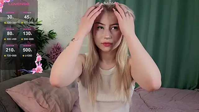 AudieKaemmerer online show from October 9, 4:38 pm