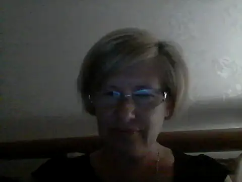 LucyLewisX online show from September 12, 7:03 pm