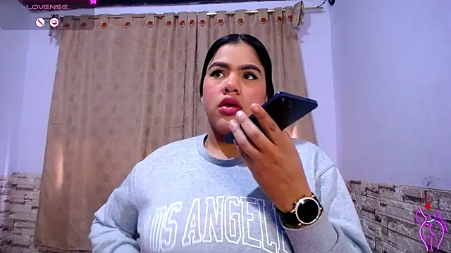 Snapshot of Bicky_24 chatting on February 18, 12:56 pm Bicky 24 online show from February 18, 12:56 pm