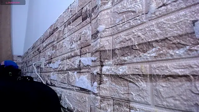 Snapshot of Bicky_24 chatting on March 5, 8:43 am Bicky 24 online show from March 5, 8:43 am