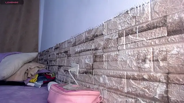 Snapshot of Bicky_24 chatting on March 14, 9:59 am Bicky 24 online show from March 14, 9:59 am