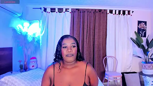 Snapshot of ViolettGomez_93 chatting on May 9, 8:47 pm ViolettGomez 93 online show from May 9, 8:47 pm