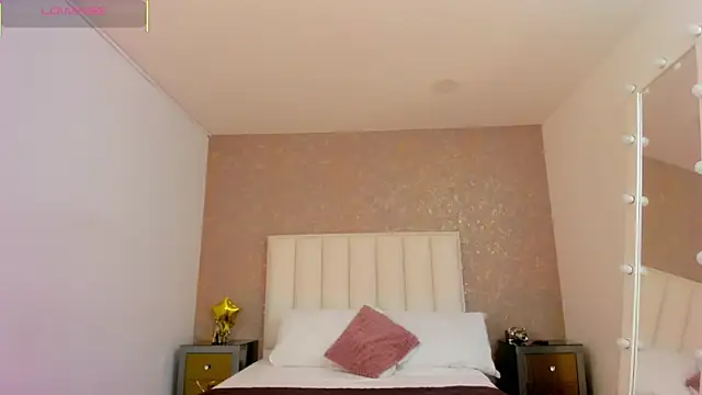 KaylieBrooks online show from September 26, 6:12 pm