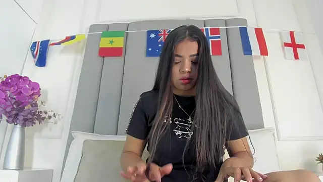 CannelaSmith online show from June 20, 12:08 pm